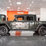 JEEP RUBICON GLADIATOR  2023 MODEL YEAR 3.6L V6 PICK UP 4X4 FULL OPTION - Thumbnail 4