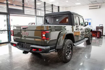 JEEP RUBICON GLADIATOR  2023 MODEL YEAR 3.6L V6 PICK UP 4X4 FULL OPTION