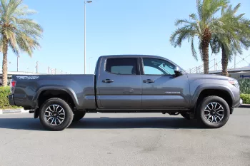 TOYOTA TACOMA TRD  2021 MODEL YEAR V6 CANADIAN SPECS AED 1995/MONTH