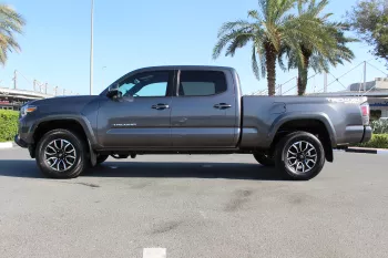 TOYOTA TACOMA TRD  2021 MODEL YEAR V6 CANADIAN SPECS AED 1995/MONTH