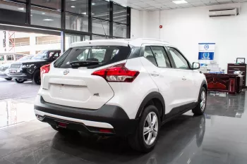 2020 NISSAN KICKS UNDER WARANTY GCC SPECS EXCELENT CONDITION WITH WARANTY