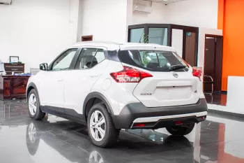 2020 NISSAN KICKS UNDER WARANTY GCC SPECS EXCELENT CONDITION WITH WARANTY