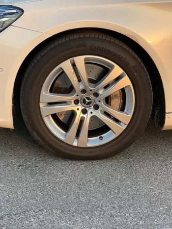 Mercedes-Benz S Class S400 2018 Model Year White Color