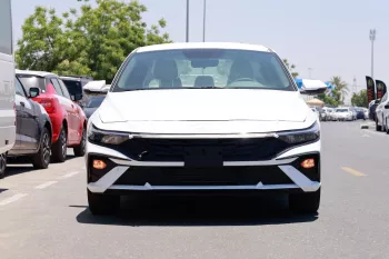 HYUNDAI ELANTRA 1.6L PETROL LUXURY 2024 MODEL YEAR