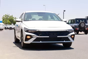 HYUNDAI ELANTRA 1.6L PETROL LUXURY 2024 MODEL YEAR