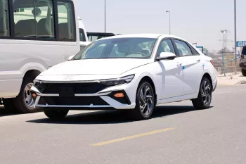 HYUNDAI ELANTRA 1.6L PETROL LUXURY 2024 MODEL YEAR