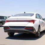 HYUNDAI ELANTRA 1.6L PETROL LUXURY 2024 MODEL YEAR - Thumbnail 5
