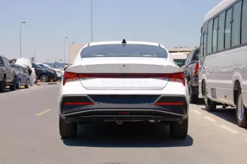 HYUNDAI ELANTRA 1.6L PETROL LUXURY 2024 MODEL YEAR