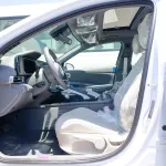 HYUNDAI ELANTRA 1.6L PETROL LUXURY 2024 MODEL YEAR - Thumbnail 8