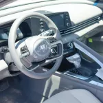 HYUNDAI ELANTRA 1.6L PETROL LUXURY 2024 MODEL YEAR - Thumbnail 10