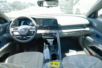 HYUNDAI ELANTRA 1.6L PETROL LUXURY 2024 MODEL YEAR