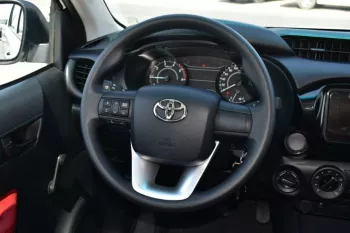 2022 TOYOTA HILUX DOUBLE CAB 2.4L DIESEL 4X4