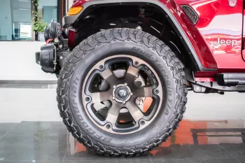 2023 JEEP WRANGLER RUBICON GLADIATOR PICK UP 4X4 FULL OPTION RED COLOR