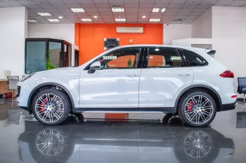 Porsche Cayenne Turbo s 4.8L Petrol 2015 Model Year