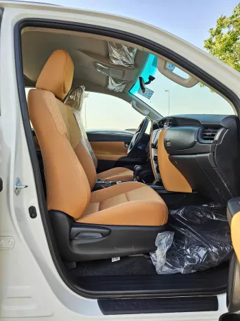 Toyota Fortuner 2.7L Petrol 4wd 2023 Model Year White Color