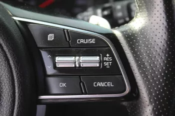 KIA SPORTAGE 2.0L DIESEL 2019 MODEL YEAR KOREAN SPECS WHITE COLOR