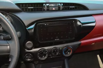 2022 TOYOTA HILUX DOUBLE CAB 2.4L DIESEL 4X4