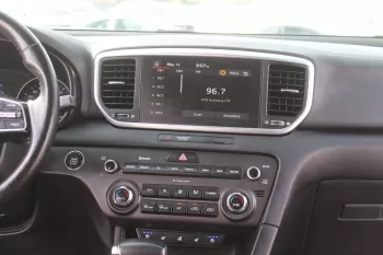KIA SPORTAGE 2.0L DIESEL 2019 MODEL YEAR KOREAN SPECS WHITE COLOR