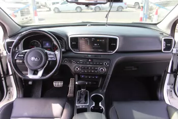 KIA SPORTAGE 2.0L DIESEL 2019 MODEL YEAR KOREAN SPECS WHITE COLOR