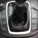 HYUNDAI KONA 2.0L DIESEL 2020 MODEL YEAR KOREAN SPECS GRAY COLOR - Thumbnail 21