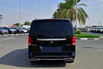 MERCEDES BENZ VIP EDITION V300D DIESEL 4-SEATER AUTOMATIC 2022 MODEL YEAR