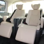 TOYOTA GRANVIA 2.8 DIESEL 2023 MODEL YEAR 2WD PREMIUM V WHITE COLOR - Thumbnail 14