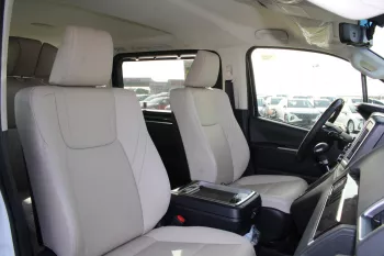 TOYOTA GRANVIA 2.8 DIESEL 2023 MODEL YEAR 2WD PREMIUM V WHITE COLOR