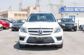 Mercedes Benz GL550 5.5L Petrol RWD 2014 Model Year Import from Japan