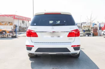 Mercedes Benz GL550 5.5L Petrol RWD 2014 Model Year Import from Japan