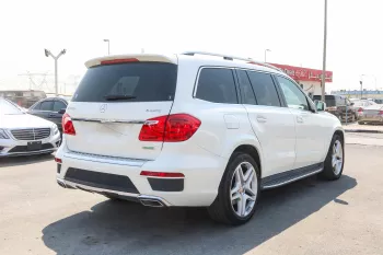 Mercedes Benz GL550 5.5L Petrol RWD 2014 Model Year Import from Japan