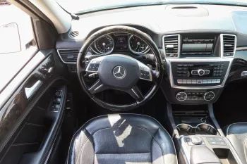 Mercedes Benz GL550 5.5L Petrol RWD 2014 Model Year Import from Japan