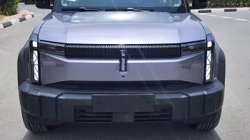 ICAR EQ3 iWD 2024 Model Year Gray Color Electric Vehicle