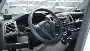 VOLKSWAGEN TRANSPORTER T5 AMBULANCE 2019 MODEL YEAR | EXPORT PRICE