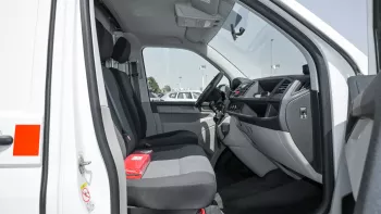 VOLKSWAGEN TRANSPORTER T5 AMBULANCE 2019 MODEL YEAR | EXPORT PRICE