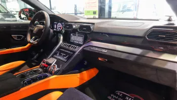 LAMBORGHINI URUS 2021 ORANGE COLOR  FULL OPTION 