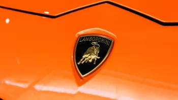 LAMBORGHINI URUS 2021 ORANGE COLOR  FULL OPTION 