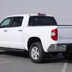 toyota tundra 2021 v8 - Thumbnail 13