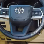 Toyota Land Cruiser VXR V6 4.0L FULL OPTION 2022 GCC BRAND NEW - Thumbnail 10