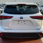 TOYOTA HIGHLANDER 2.5L HYBRID AWD 2023 MODEL YEAR WHITE COLOR - Thumbnail 3