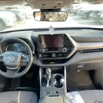 TOYOTA HIGHLANDER 2.5L HYBRID AWD 2023 MODEL YEAR WHITE COLOR - Thumbnail 7