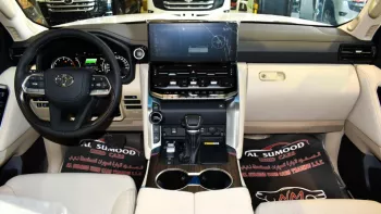 Toyota Land Cruiser VXR L300 Tiwn Turbo 3.5L 4WD 2022