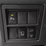 Toyota Fortuner 4.0L 2024 Model Year Petrol Full Option - Thumbnail 8