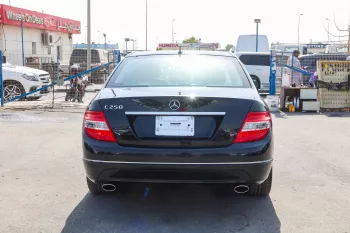 Mercedes Benz C250 2.5L Petrol RWD 2009 Full Options import from Japan