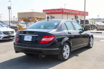 Mercedes Benz C250 2.5L Petrol RWD 2009 Full Options import from Japan