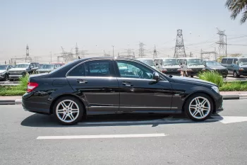 Mercedes Benz C250 2.5L Petrol RWD 2009 Model Year Import from Japan