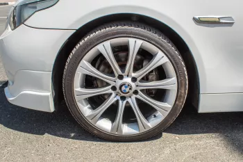 BMW 530i 3.0L Petrol RWD 2004 Model Year Import from Japan