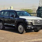 TOYOTA LAND CRUISER GXR 3.5L PETROL V6 2024 MODEL YEAR - Thumbnail 3