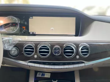 Mercedes-Benz S Class S-550 AMG 4.6L AWD 2015 Model Year