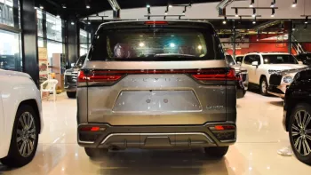 Lexus LX 600 F-SPORT 3.5L Twin Turbo 2022