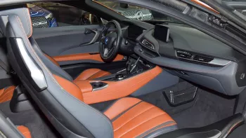 BMW i8 COUPE PLUG-IN HYBRID 2019 MODEL YEAR EXPORT PRICE